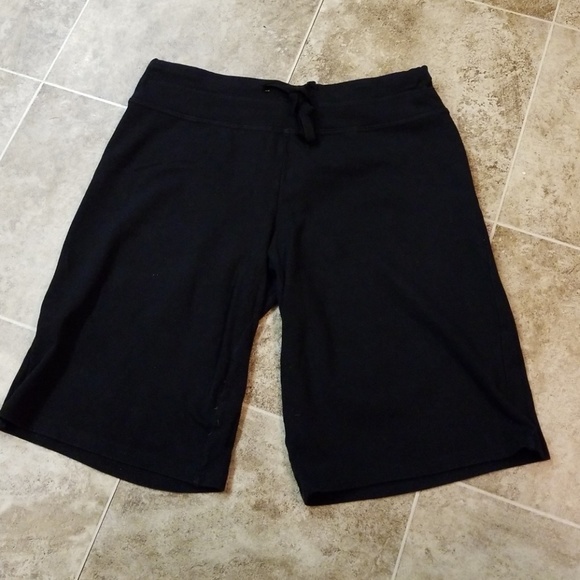 💃HP💃G.W. sport women's black shorts 🎉🎊👖🎊🎉 - Picture 2 of 8